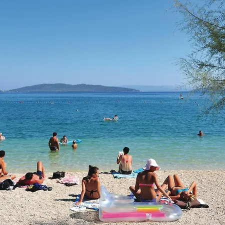 Beautiful In Kastel Stari With Kitchen Holiday home Kastela